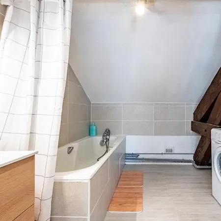 Spacieux T2 Place De La République Dijon